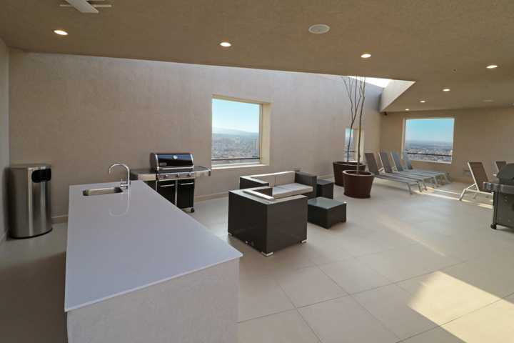 gallery image 15