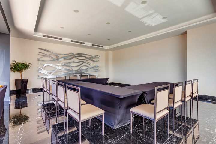 gallery image 0