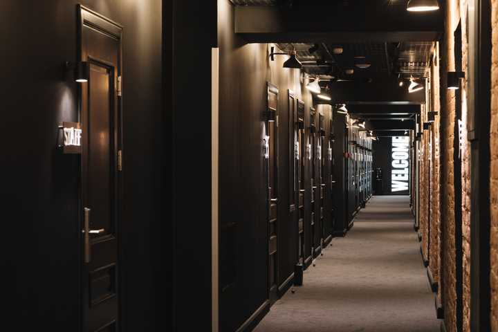 gallery image 0