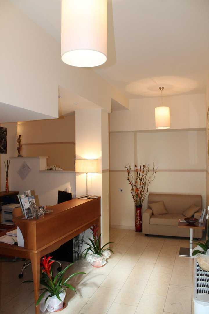gallery image 12
