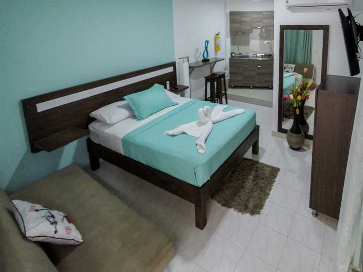 gallery image 0