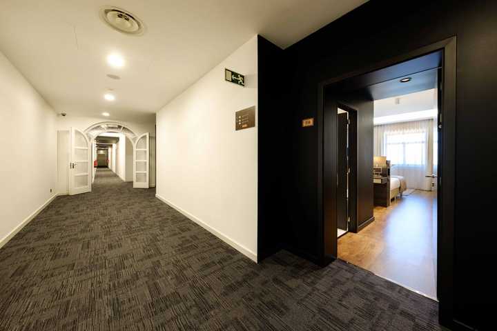 gallery image 15