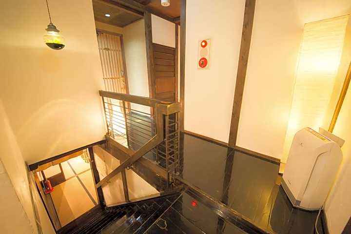 gallery image 7