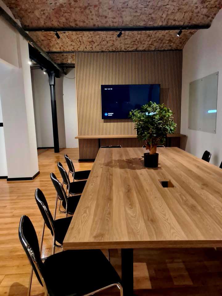 gallery image 0