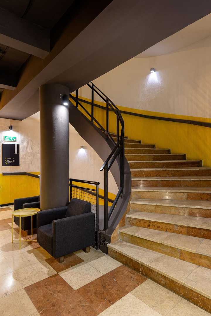 gallery image 18