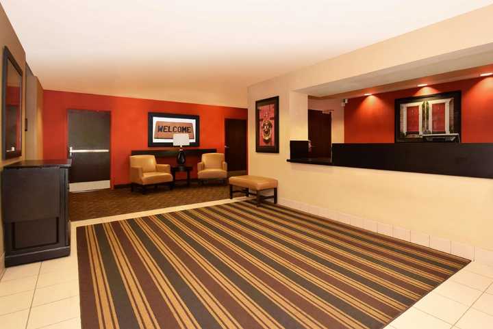 gallery image 0