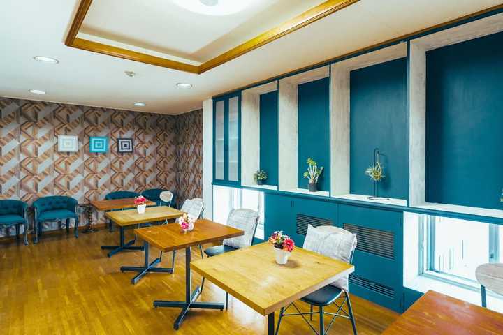 gallery image 0