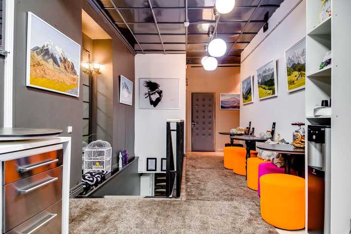 gallery image 10