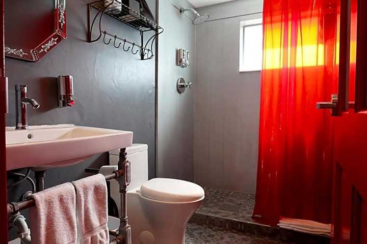 gallery image 13