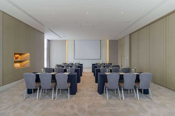 gallery image 0