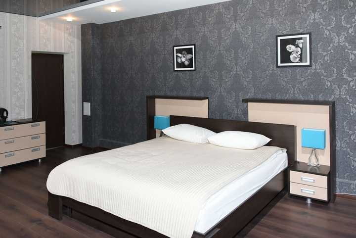 gallery image 0