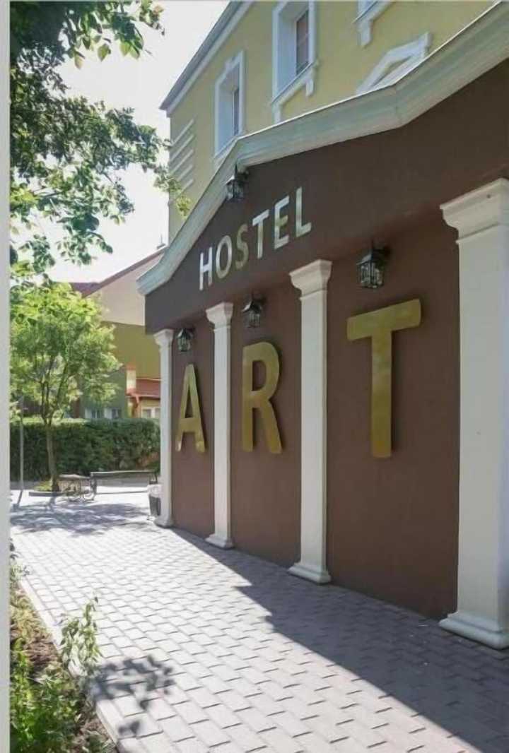 gallery image 19