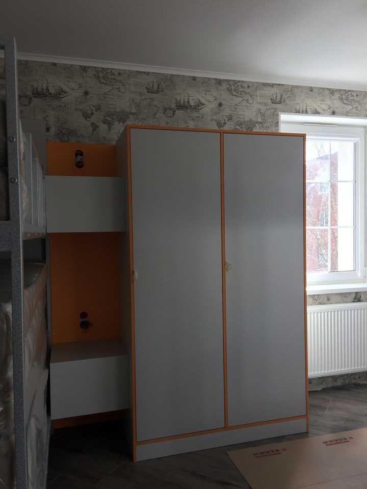 gallery image 0