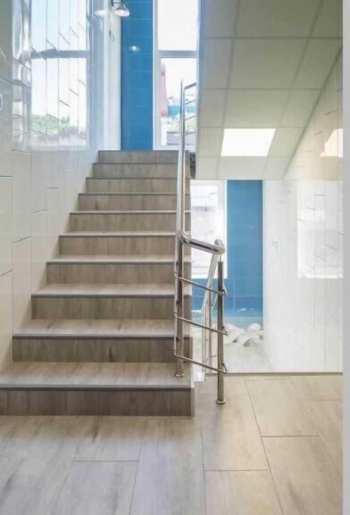 gallery image 15