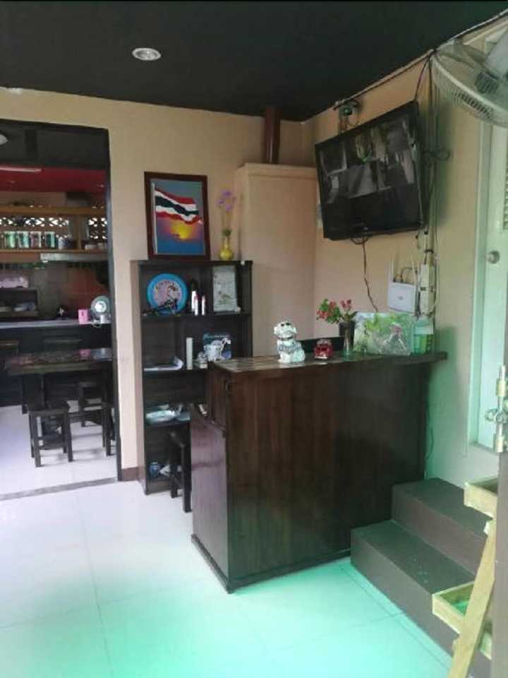 gallery image 0