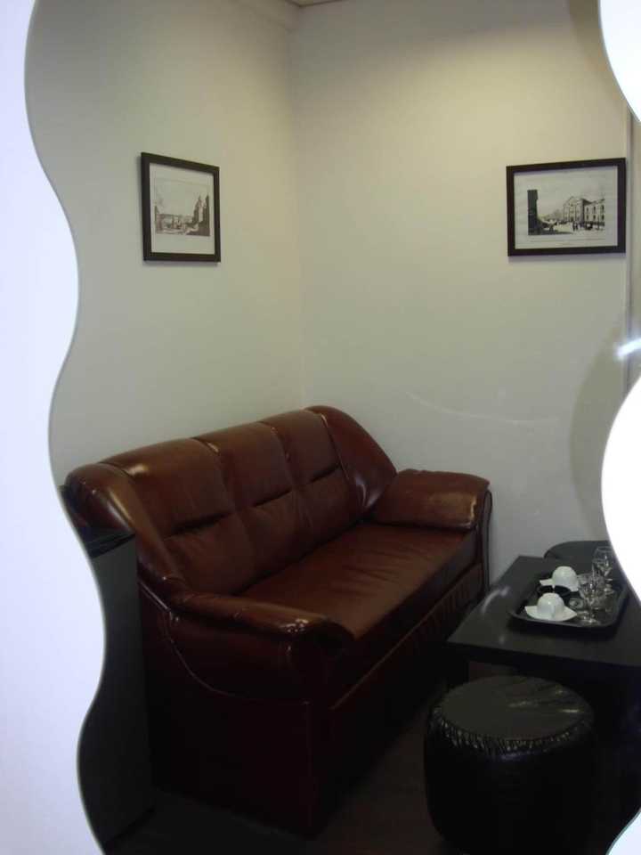 gallery image 0