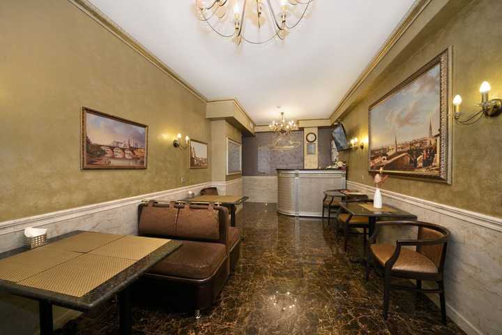 gallery image 0
