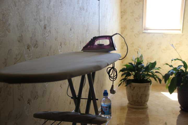 gallery image 0