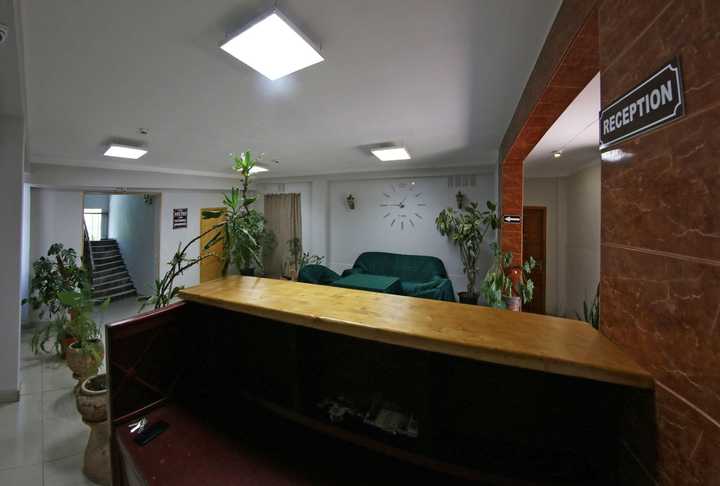 gallery image 0