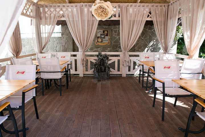 gallery image 0
