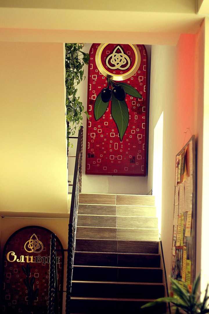gallery image 0