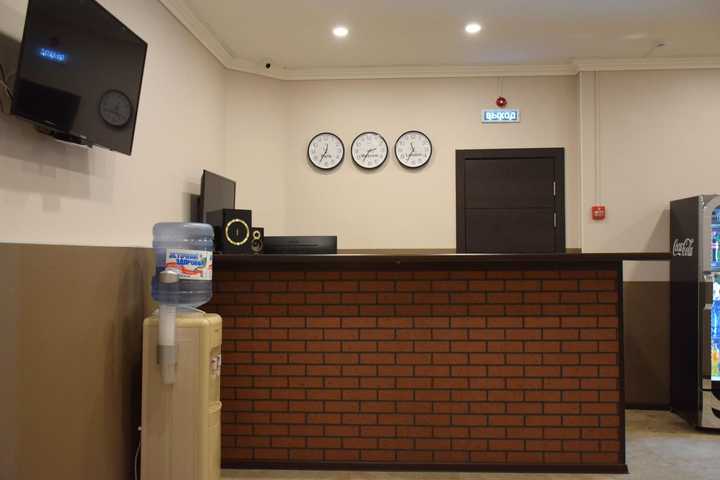gallery image 0