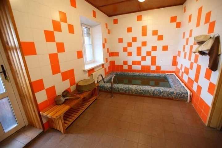 gallery image 10