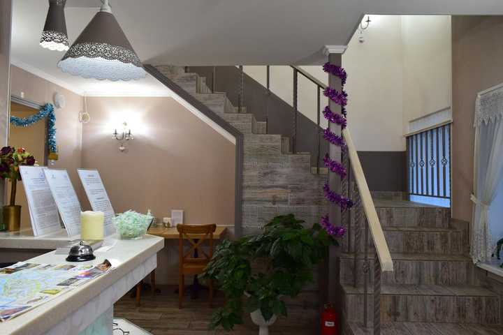 gallery image 7