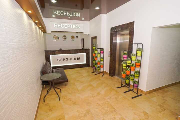gallery image 0