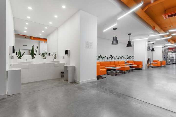 gallery image 0