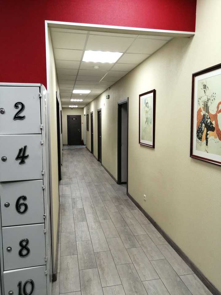 gallery image 0