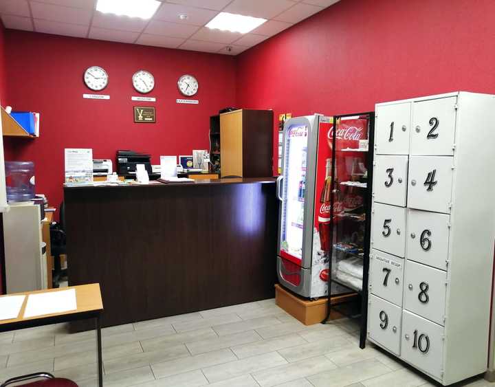 gallery image 0