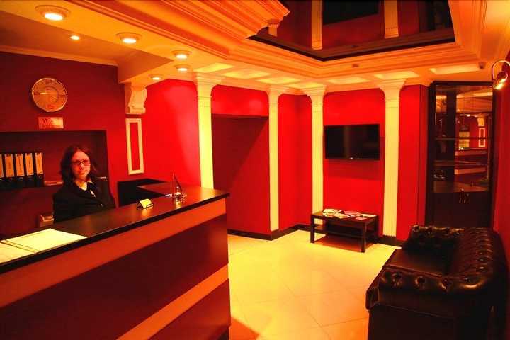gallery image 0