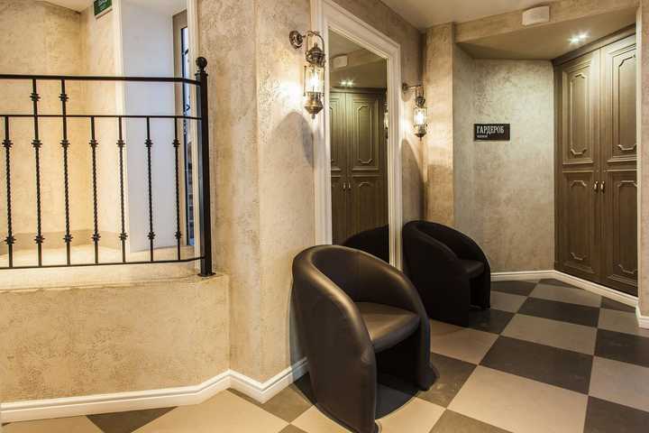gallery image 0