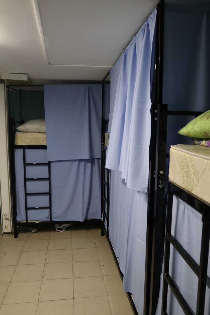 gallery image 0