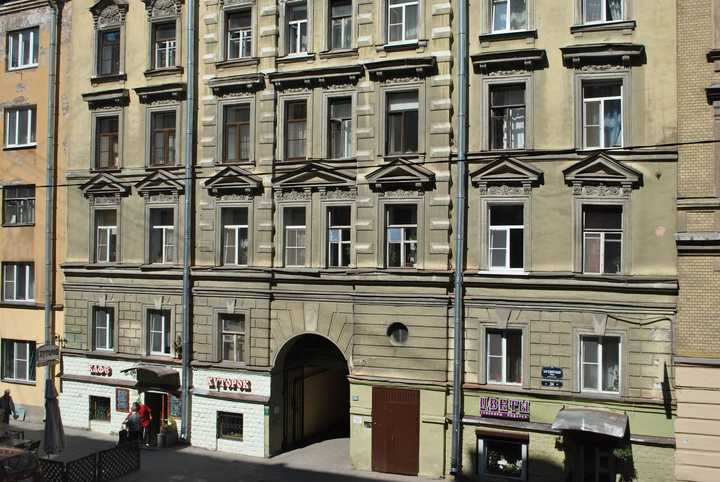 gallery image 4
