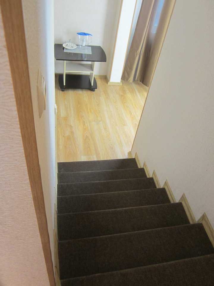 gallery image 0