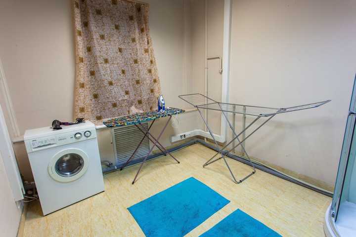 gallery image 0