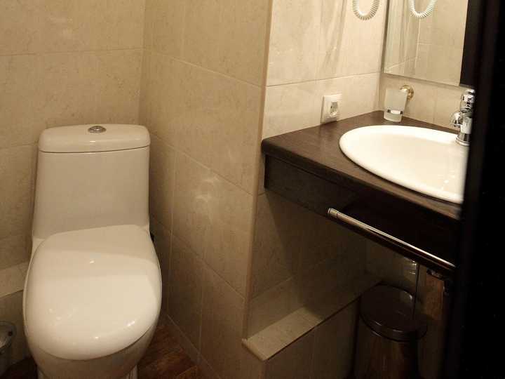 gallery image 0