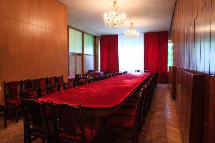 gallery image 16