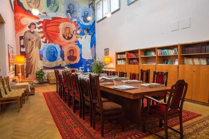 gallery image 0