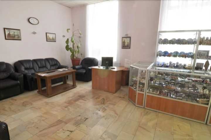 gallery image 0