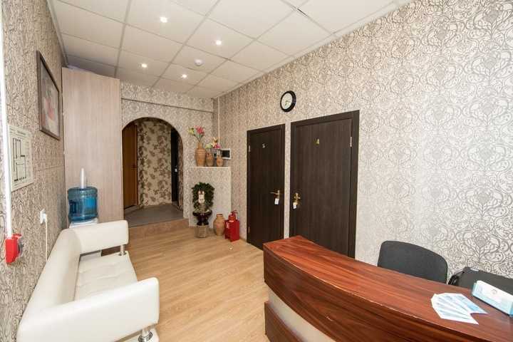 gallery image 0