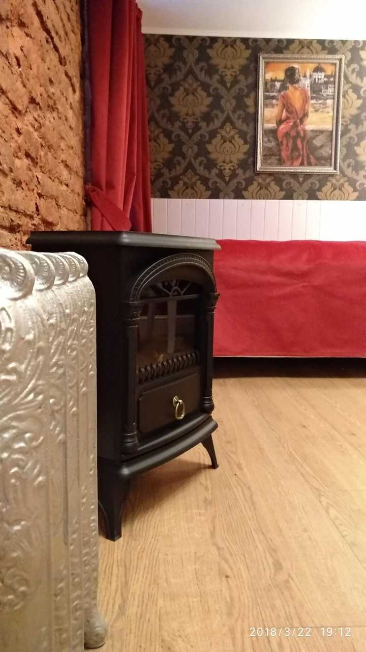 gallery image 0