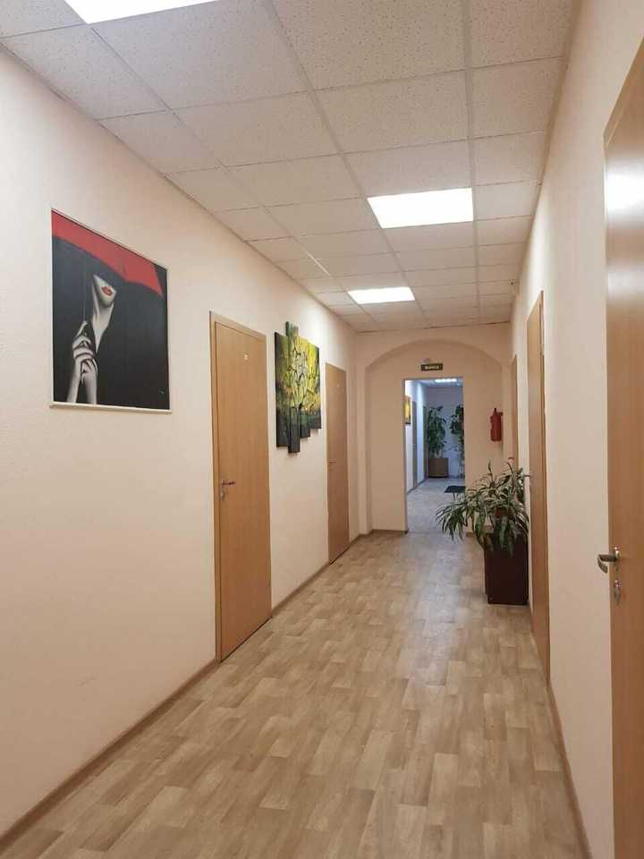 gallery image 0