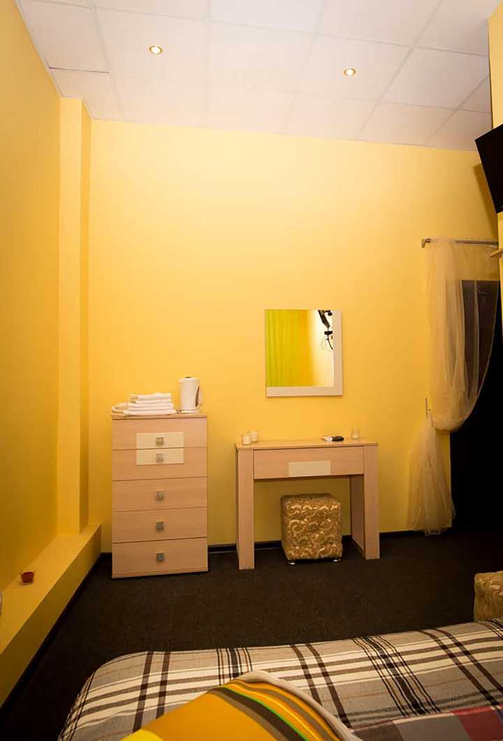 gallery image 0