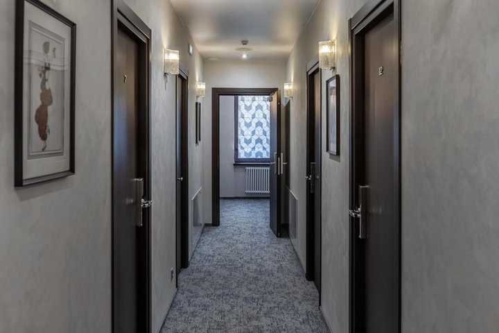 gallery image 8