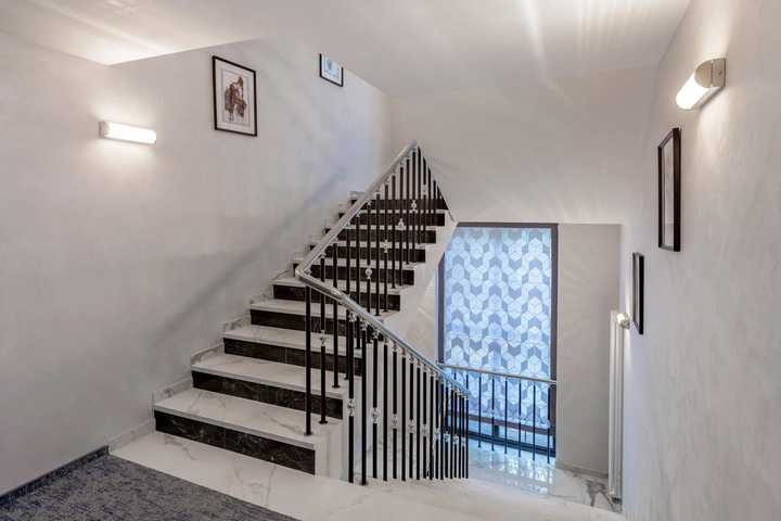 gallery image 10