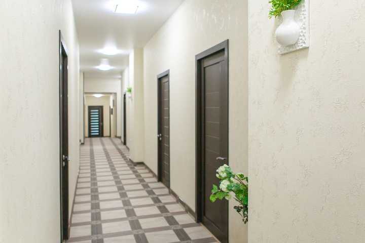 gallery image 0