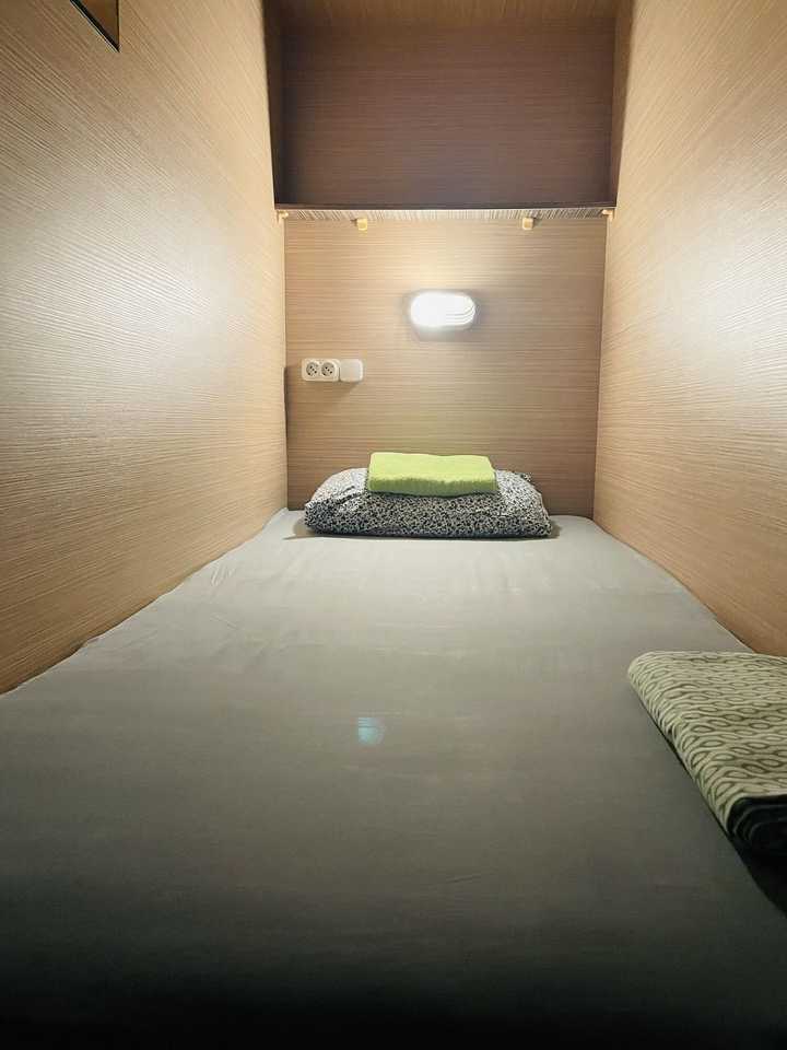 gallery image 0